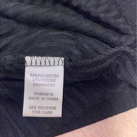 STUDIO brand new black t-shirt - Picture 4 of 6